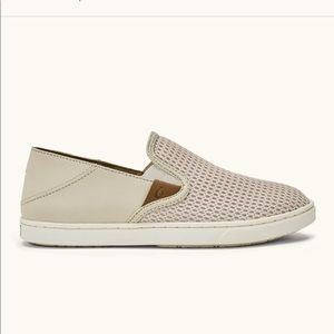 Olukai Peruea slip on boat/beach shoes